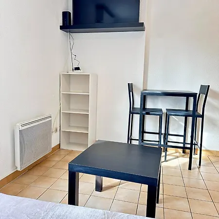 Confort 15 - Proche Centre & Gare דירה *